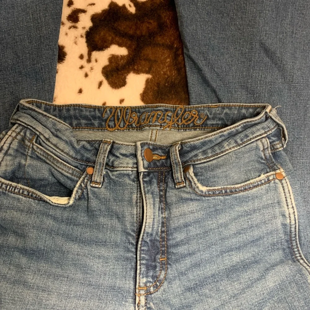 SOLD - Picture 3 of 4